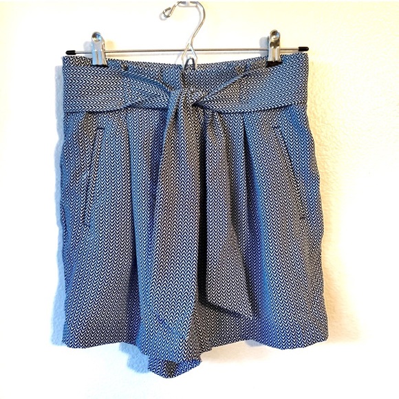 H&M Pants - H&M Printed Paper Bag Shorts